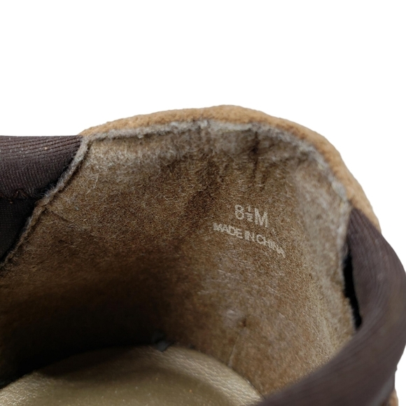 Club Moda | Tan Suede Slip On Retro Chic Glam Closed Toe Heels Women's 8.5 - Picture 10 of 12